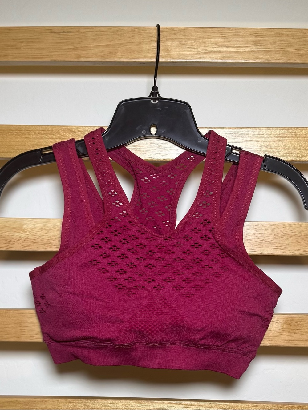 Seamless padded fuchsia High-Support Sports Bra